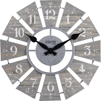 Настенные часы с серыми цифрами 