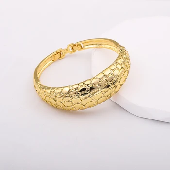 Саудовская Аравия Элегантный женский браслет-оберег золотого цвета, модный дизайн одежды, Универсальные Рождественские украшения, подарки