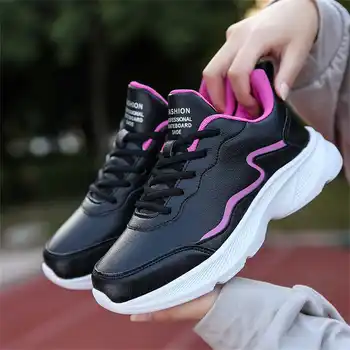 размер 38 на шнуровке спортивная женская элитная брендовая теннисная vip обувь женские роскошные удобные женские кроссовки Sneakeres tenia в продаже YDX2