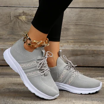 2023 Новые осенние женские кроссовки Модные Сетчатые дышащие кроссовки на толстой подошве Удобная женская обувь для прогулок на открытом воздухе