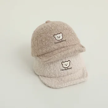 Детская зимняя теплая бейсболка с милым медвежонком из овечьего флиса для малышей, солнцезащитная кепка с козырьком, однотонные детские кепки с изогнутыми полями