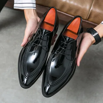 Мужские модельные туфли роскошного бренда, мужские оксфорды, туфли из лакированной кожи, Официальные черные кожаные туфли для свадебной вечеринки на шнуровке
